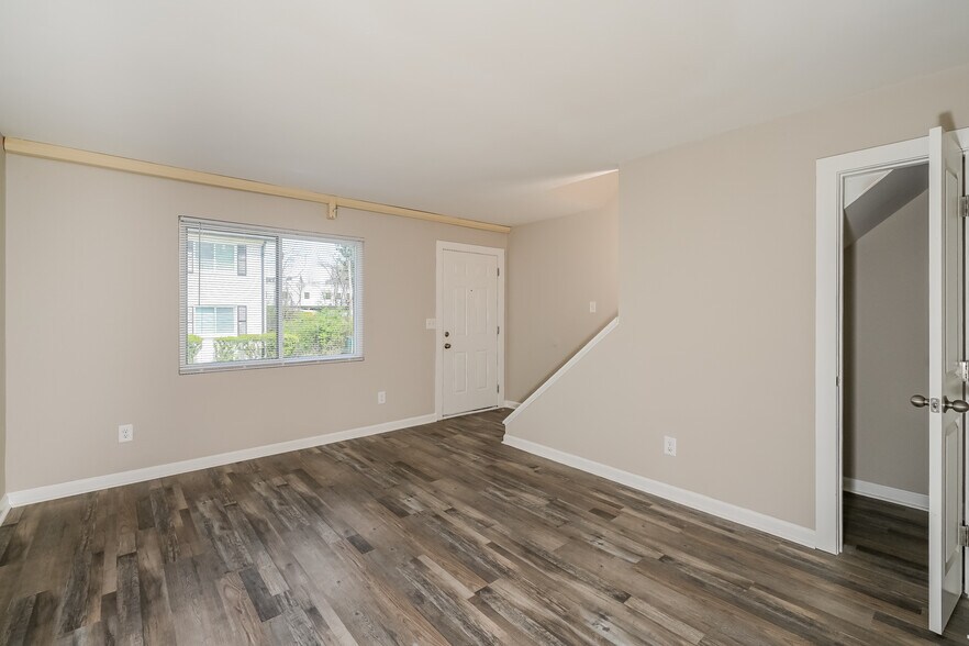 More Photos Of 3586 Jackson St, Atlanta Apartments For Sale