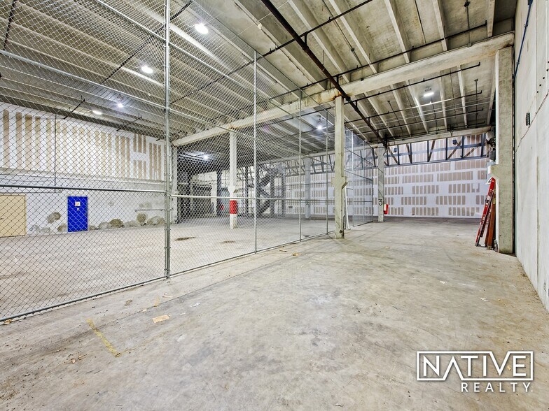 More Photos Of 1500-1600 NE 12th Ter, Fort Lauderdale Warehouse For Lease