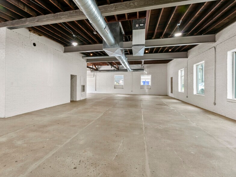 More Photos Of 37 N Broad St, Brevard Storefront Retail Office For Sale