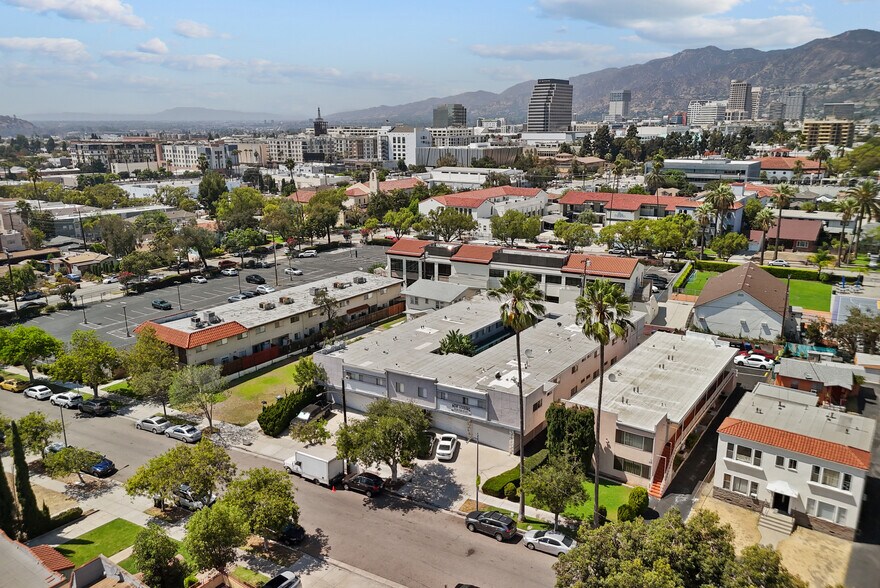More Photos Of 323 E Chestnut St, Glendale Apartments For Sale