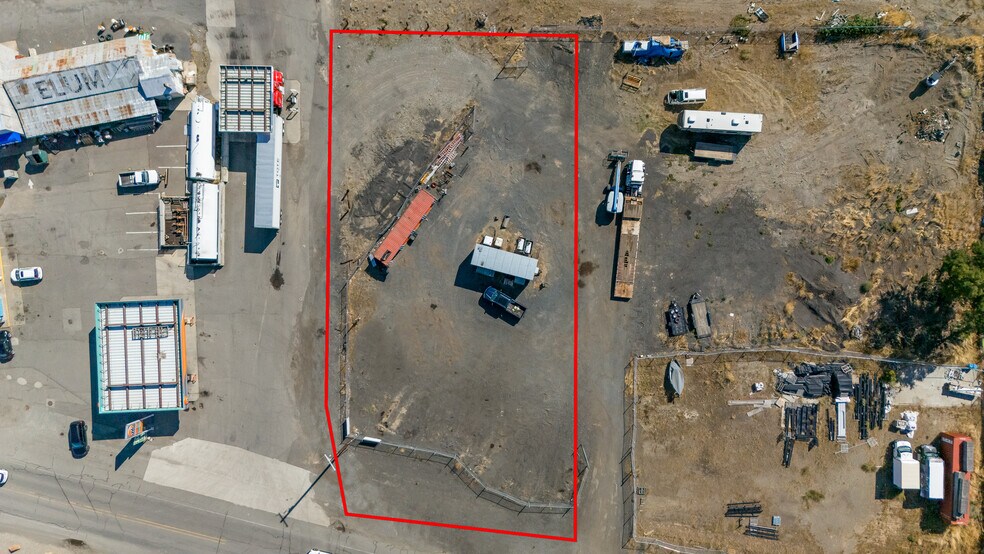 More Photos Of 1010 E 1st St, Cle Elum Land For Lease