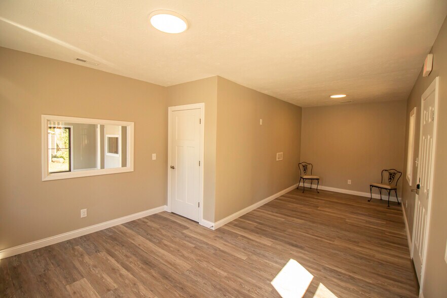 More Photos Of 1200 Main St, Lafayette Storefront Retail Office For Lease