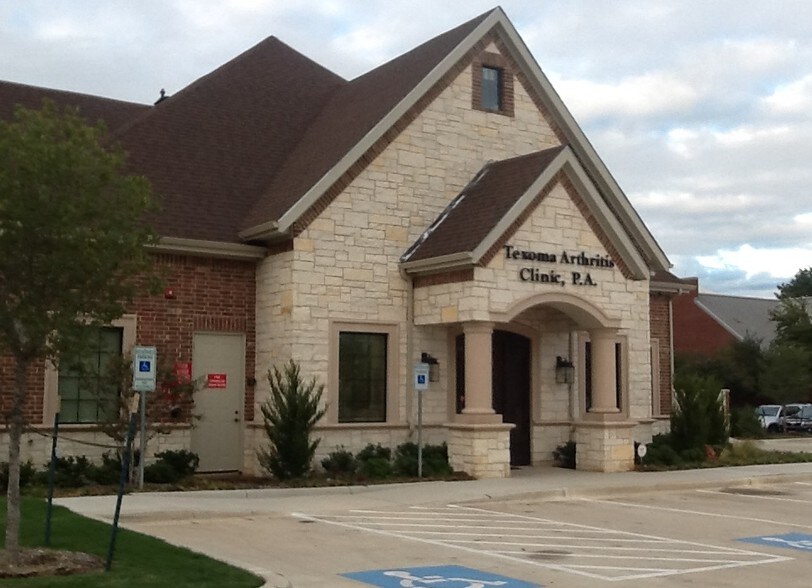 More Photos Of 1445 Heritage Dr, McKinney Medical For Lease