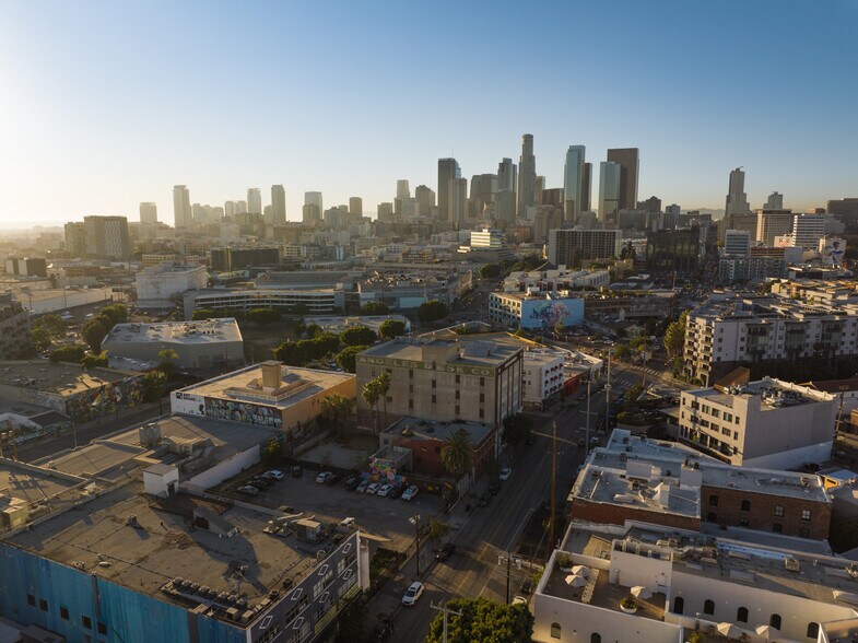 More Photos Of 800-810 Traction Ave, Los Angeles Office For Sale