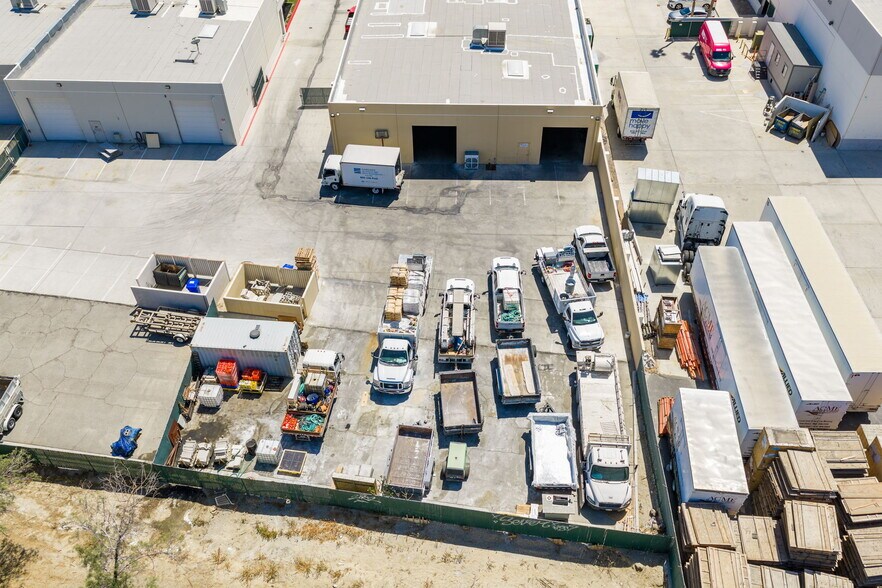 More Photos Of 77570 Enfield Ln, Palm Desert Warehouse For Sale