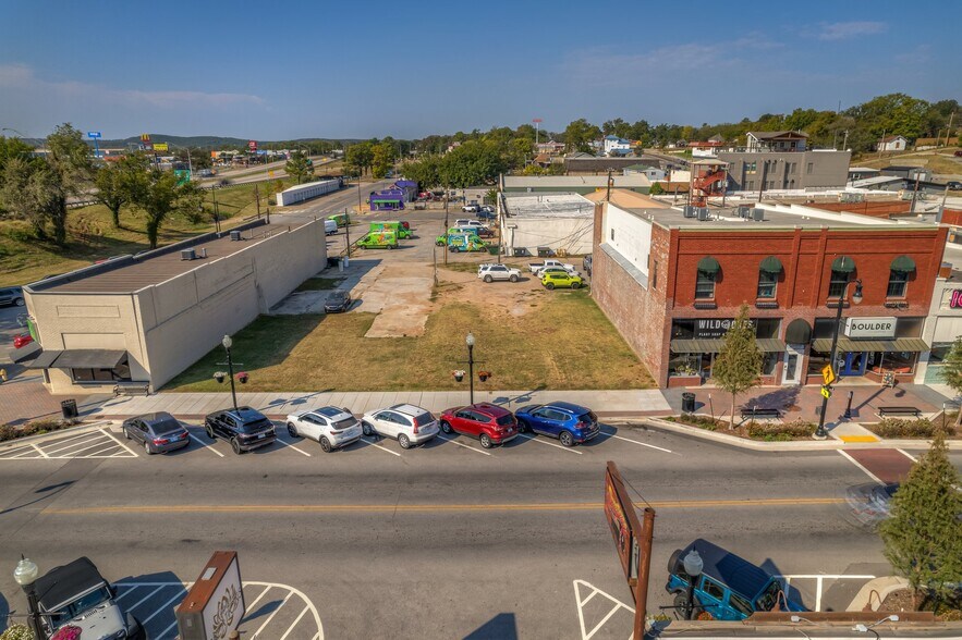 More Photos Of 116-118 N Main St, Sand Springs Storefront Retail Residential For Sale