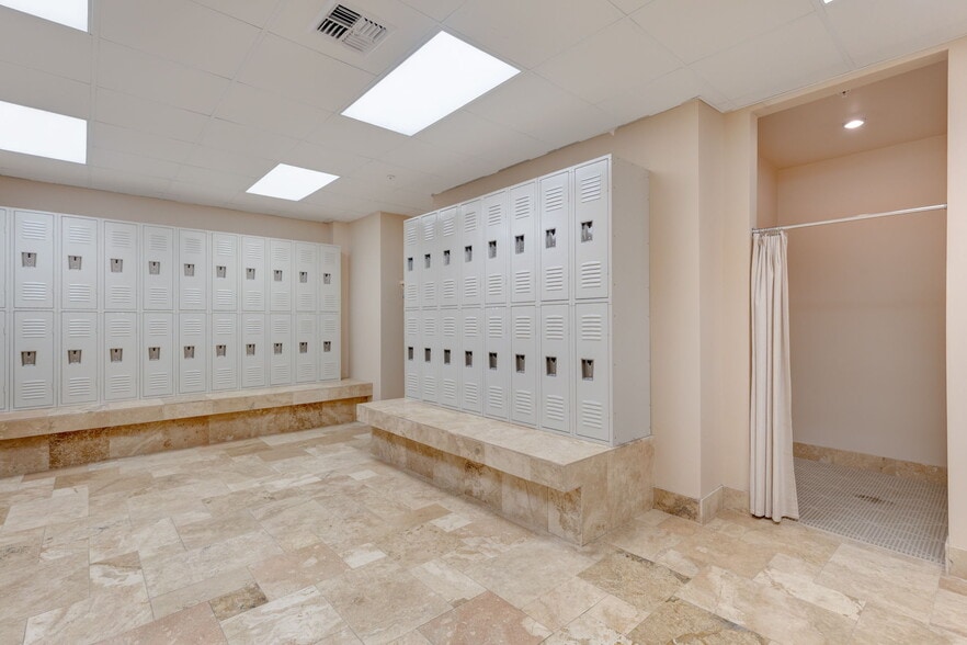 More Photos Of 1100 Brookstone Centre Pky, Columbus Office Residential For Sale