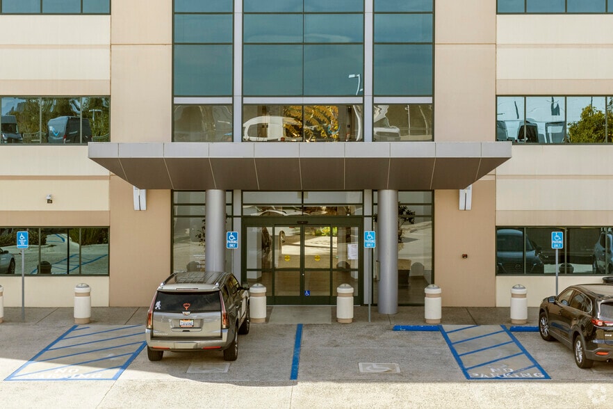 More Photos Of 2888 Loker Ave E, Carlsbad Office For Lease