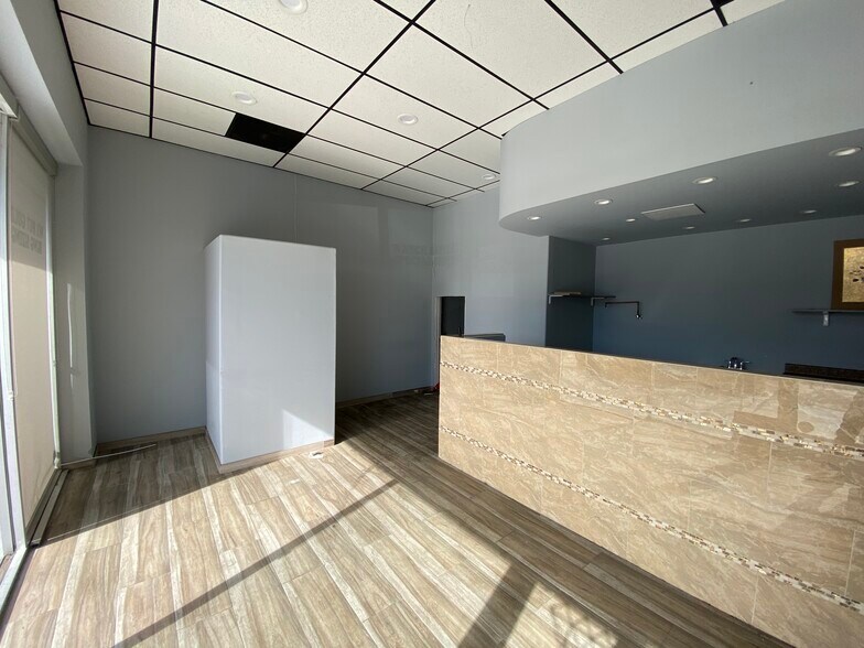 Primary Photo Of 12501 Burbank Blvd, Valley Village Unknown For Lease