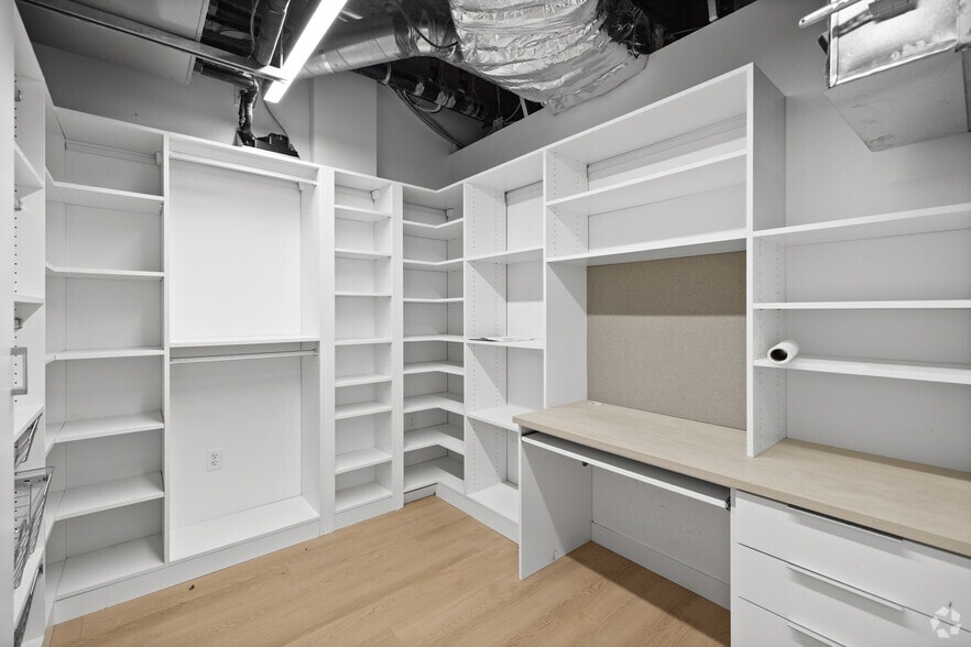 More Photos Of 330 S Cedros Ave, Solana Beach Apartments For Lease