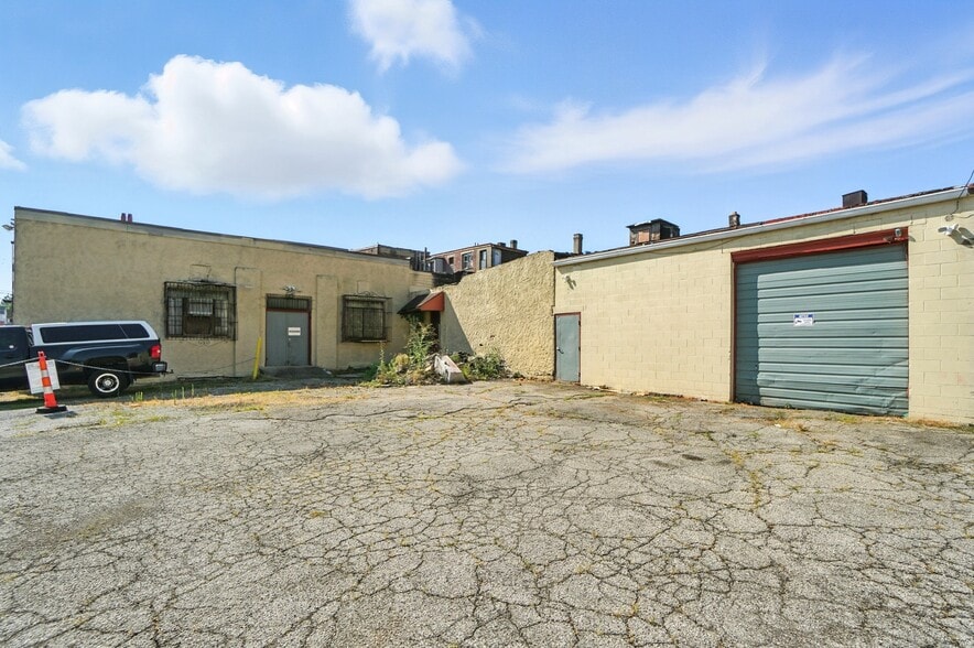 More Photos Of 6105-6117 Vine St, Cincinnati Storefront Retail Residential For Sale