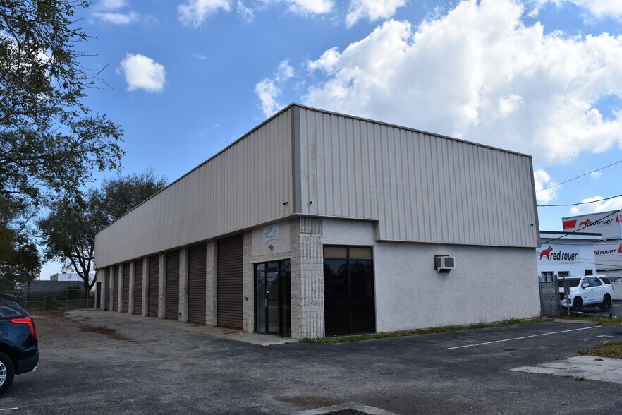 More Photos Of 12477 66th Street North, Largo Auto Repair For Lease