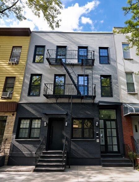 Primary Photo Of 183 Green St, Brooklyn Apartments For Sale