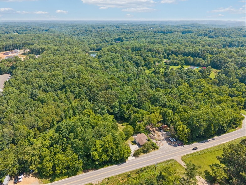 More Photos Of 1392 Fairview Blvd Blvd, Fairview General Retail For Sale