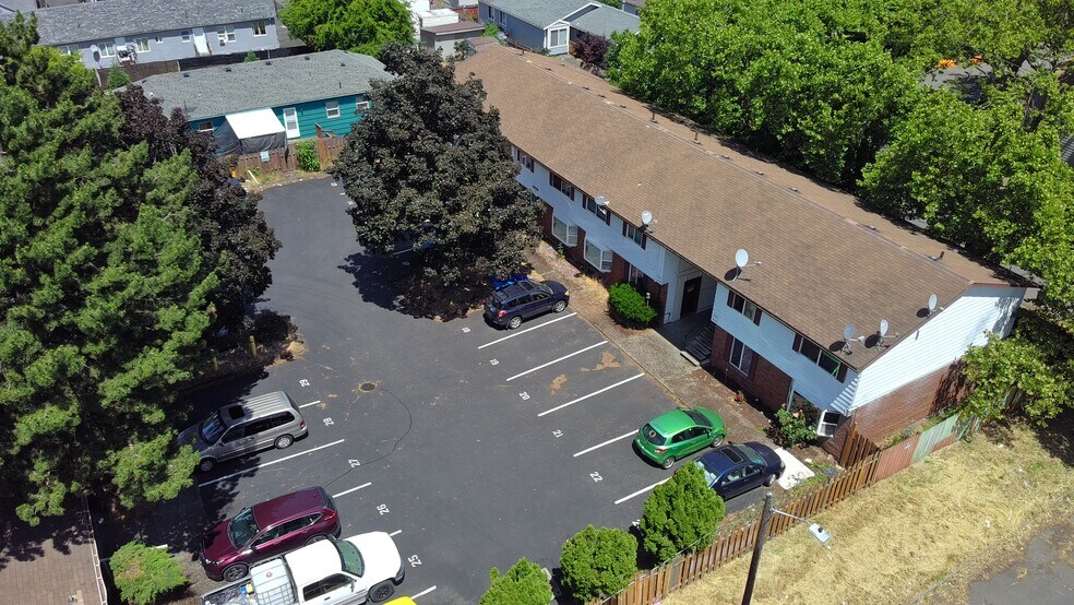 More Photos Of 2630 SE 136th Ave, Portland Apartments For Sale