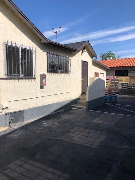 More Photos Of 5642-5644 Rosemead Blvd, Temple City Storefront Retail Residential For Lease