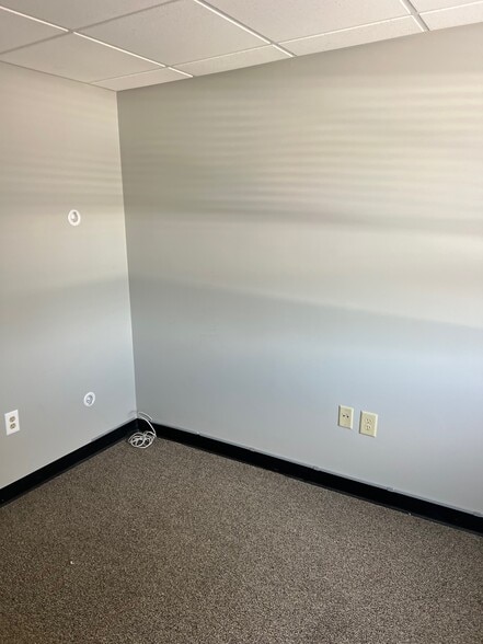 More Photos Of 5056 Us-70 Hwy W, Morehead City Freestanding For Lease