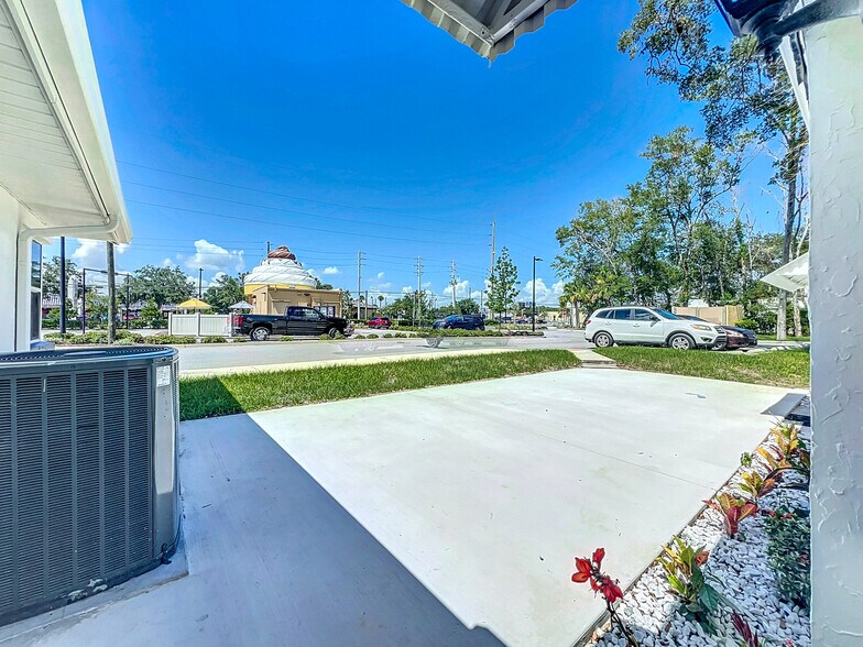 More Photos Of 507 East St, Longwood Office Residential For Lease