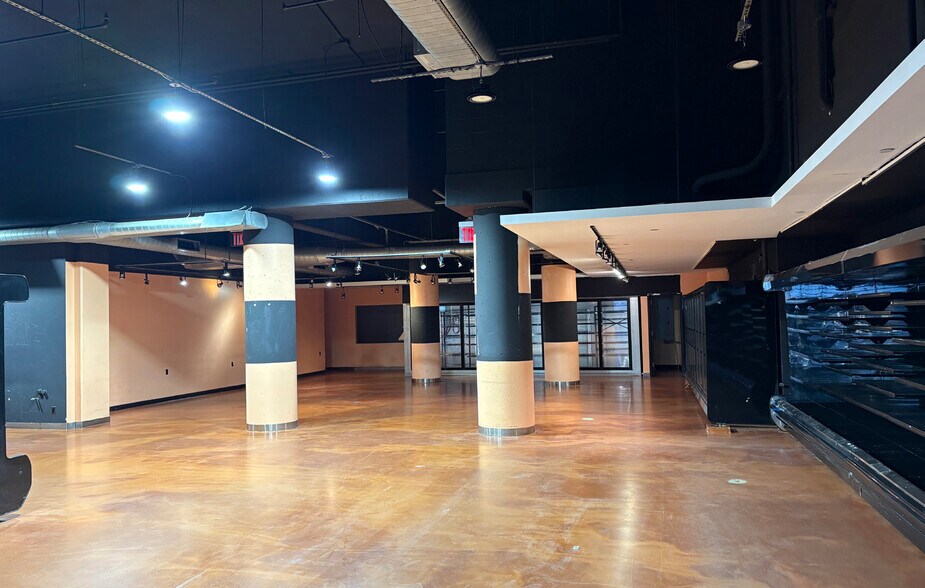 More Photos Of 554 W 54th St, New York Apartments For Lease