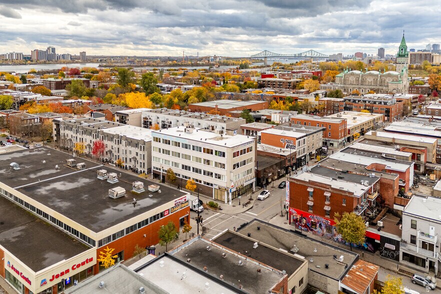 More Photos Of 3440-3444 Rue Ontario E, Montréal Office For Lease