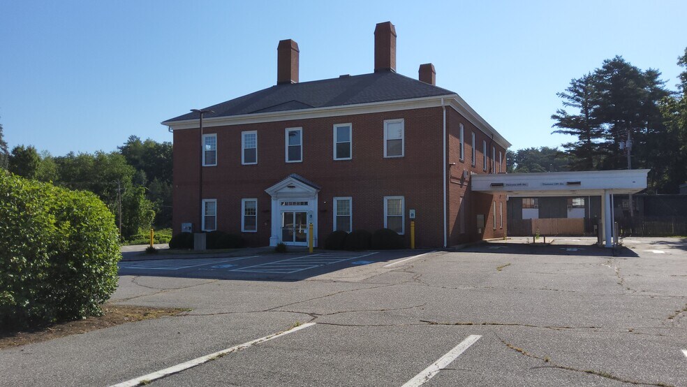 More Photos Of 31 Plaistow Rd, Plaistow Bank For Lease