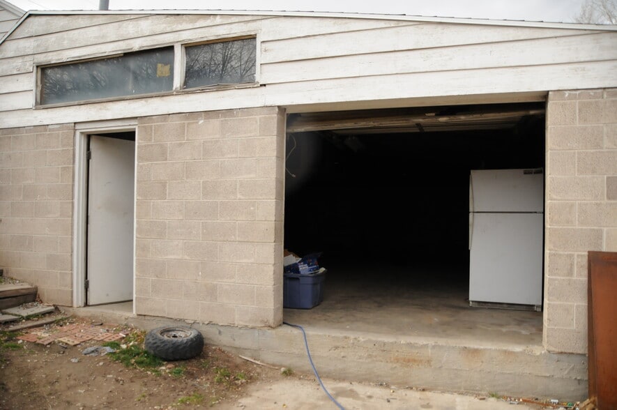 More Photos Of 2770 W 5400 S, Salt Lake City Flex For Sale