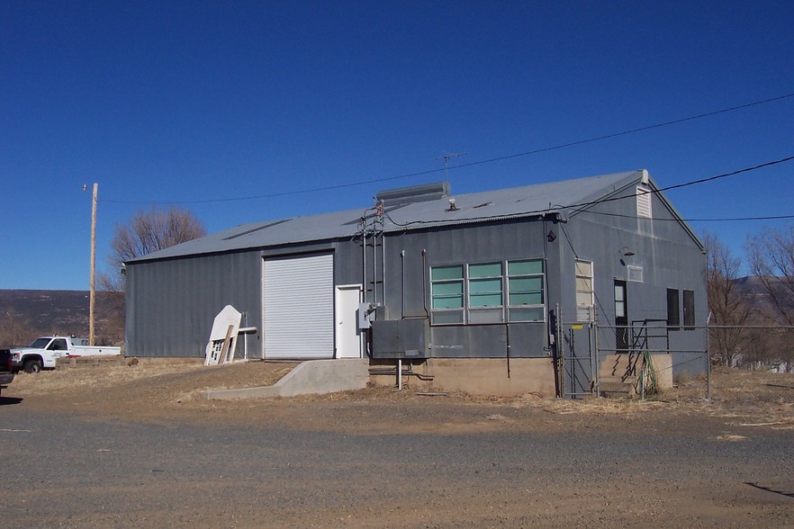 Primary Photo Of 600 Woodrow Ave, Raton Warehouse For Sale