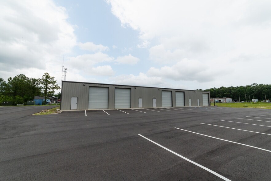 More Photos Of 4557 Savannah Hwy, Ravenel Light Manufacturing For Lease