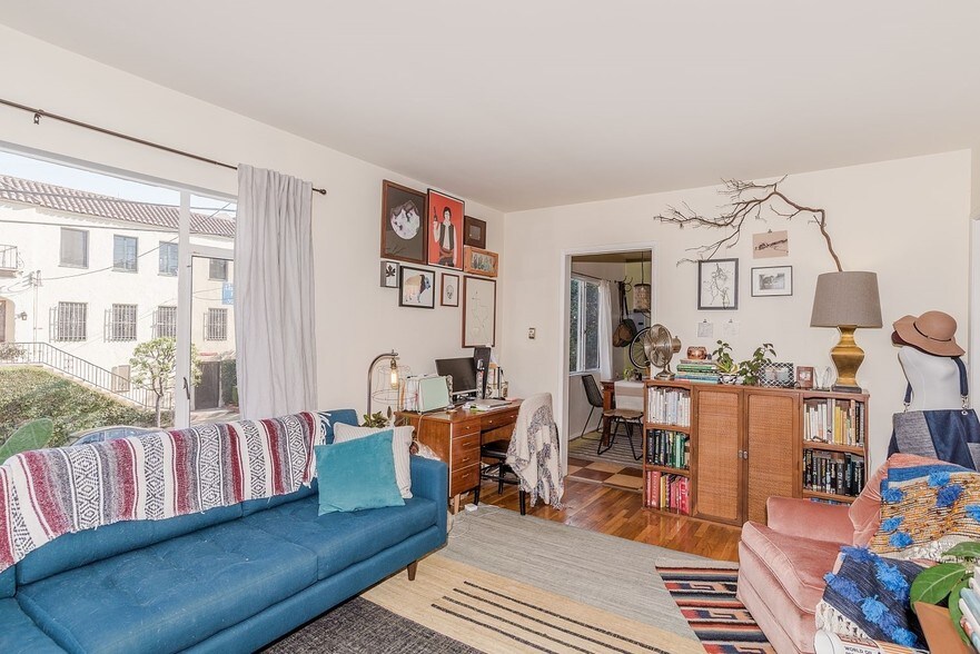 More Photos Of 1037 Sanborn Ave, Los Angeles Apartments For Sale