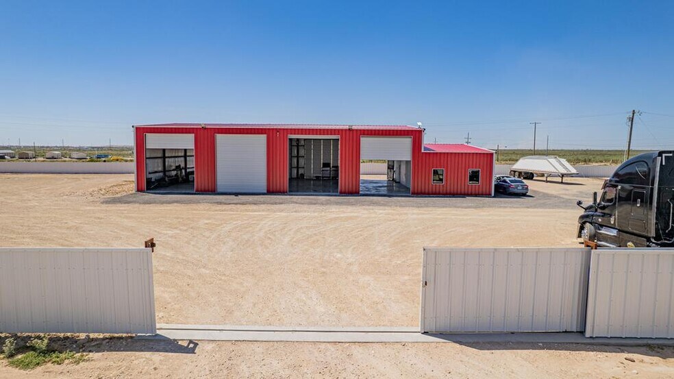 More Photos Of 1850 N FM 866, Odessa Warehouse For Sale