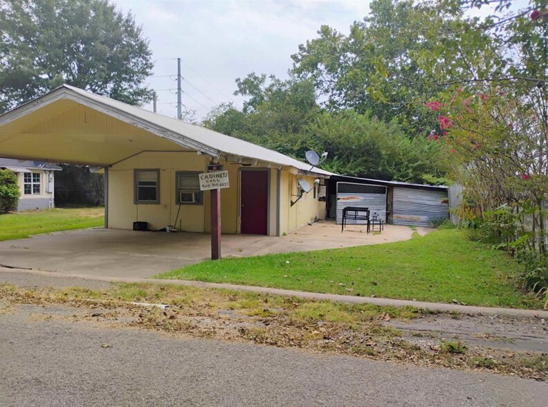 More Photos Of 302 E 11th St, Mount Pleasant Apartments For Sale