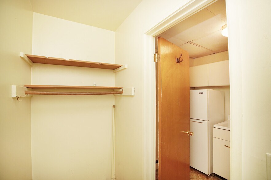 119 Louis Ave, Cincinnati, OH 45220 Apartments For Sale