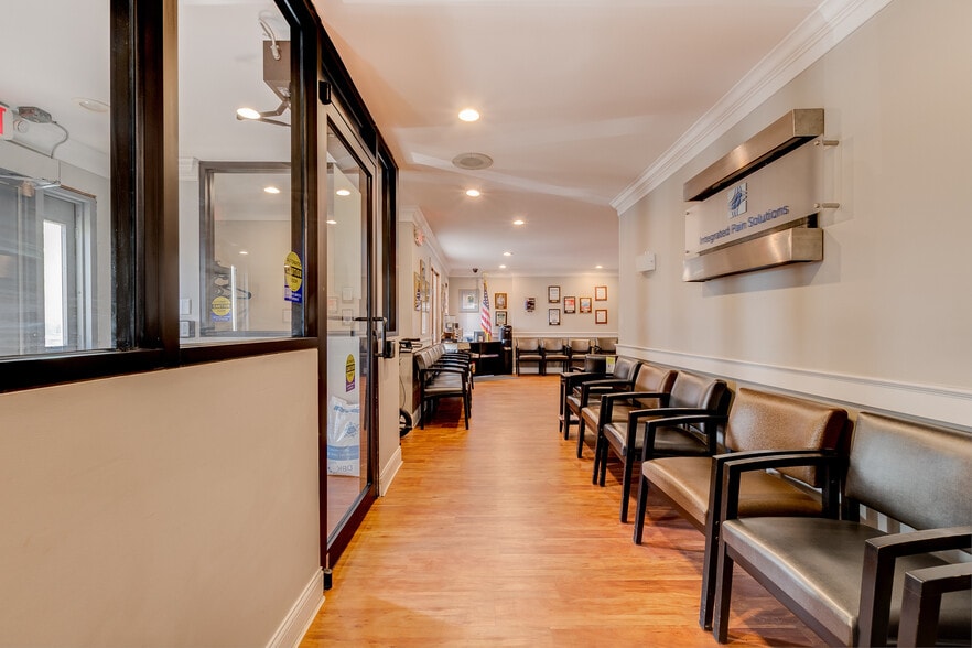 More Photos Of 2824 Mack Rd, Fairfield Loft Creative Space For Sale