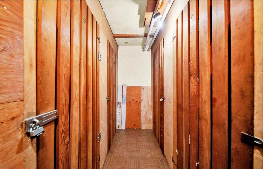 More Photos Of 3719 W 8th Av, Vancouver Apartments For Sale