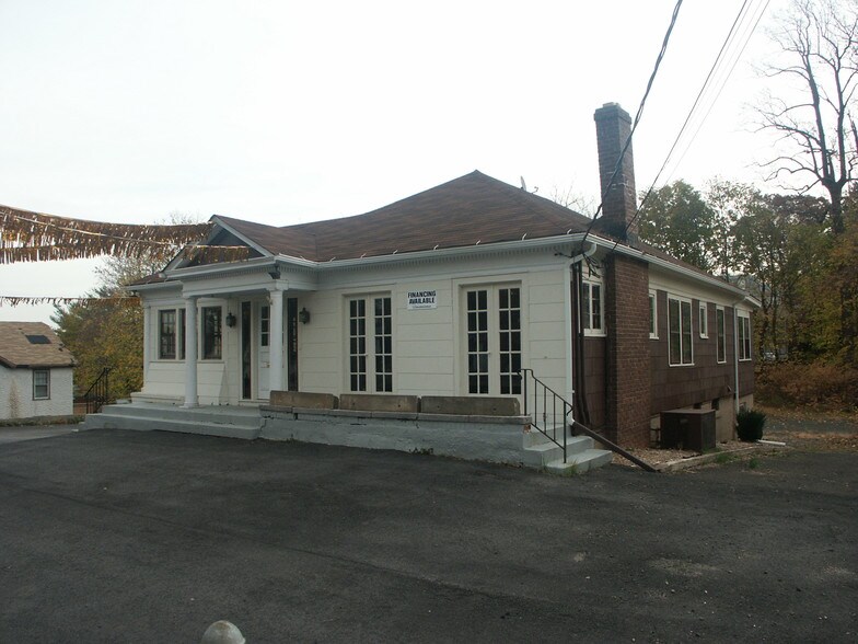 Primary Photo Of 456 Derby Ave, West Haven Office For Sale