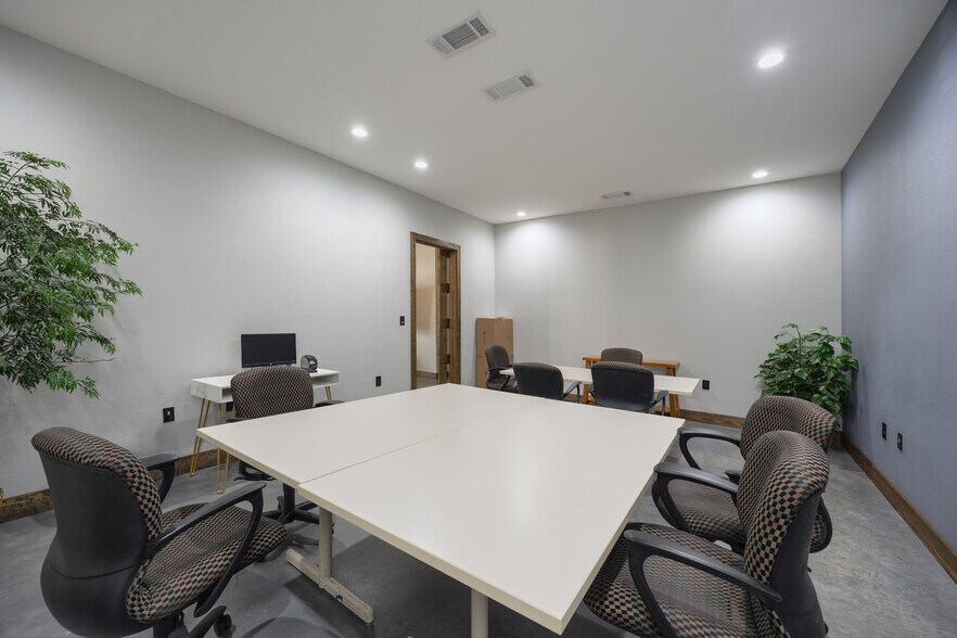 More Photos Of 299 W Eldorado Pky, McKinney Office For Sale
