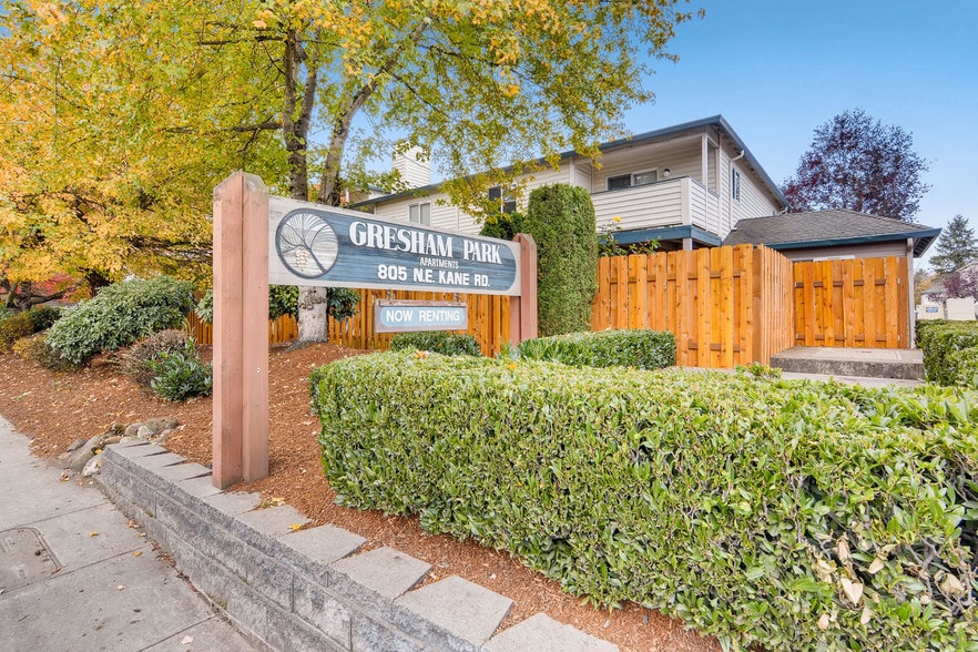 More Photos Of 805 NE Kane Dr, Gresham Apartments For Sale