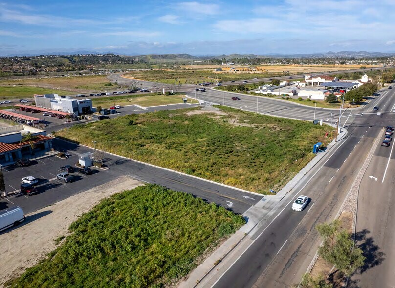 More Photos Of NWC Mission Ave & Foussat Rd, Oceanside Land For Lease