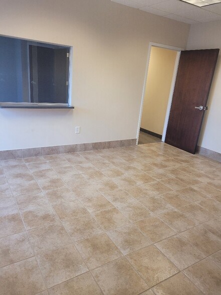 More Photos Of 8470 Falls Of Neuse Rd, Raleigh Unknown For Lease