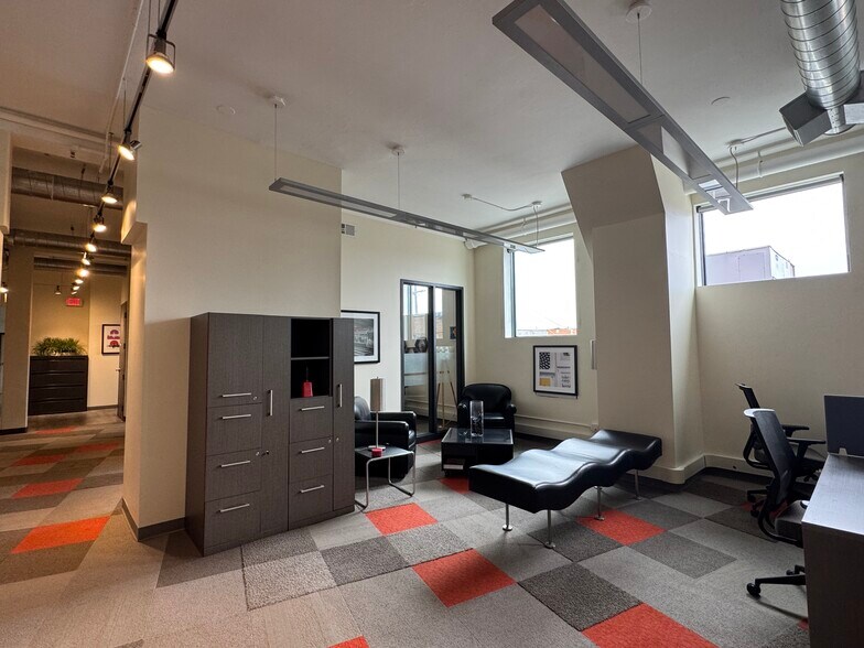 More Photos Of 1 W Harris Ave, La Grange Office For Lease