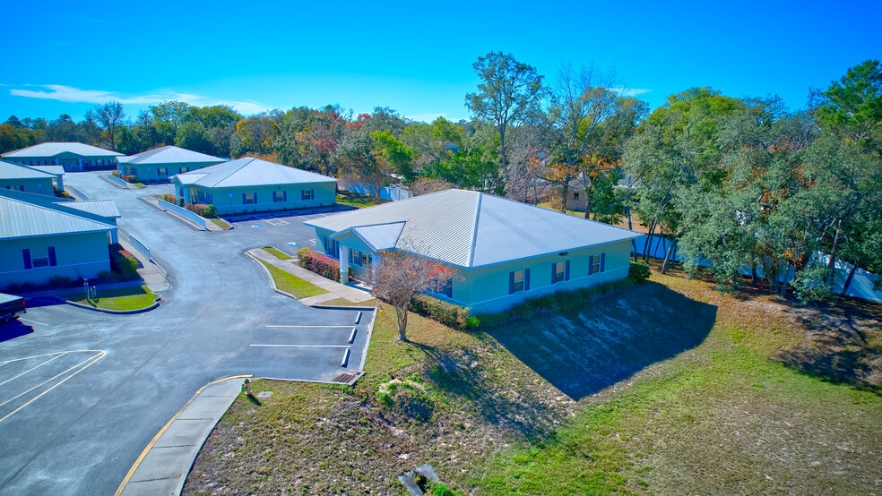 More Photos Of 8344-8346 Forest Oaks Blvd, Spring Hill Medical For Sale