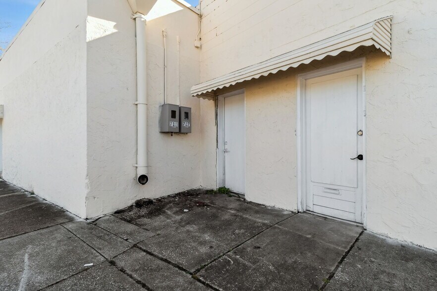More Photos Of 715 McDuff Ave, Jacksonville Storefront Retail Residential For Sale