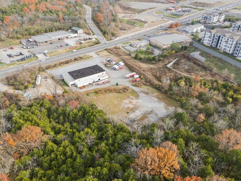 More Photos Of 3502 Dickerson Pike, Nashville Flex For Sale