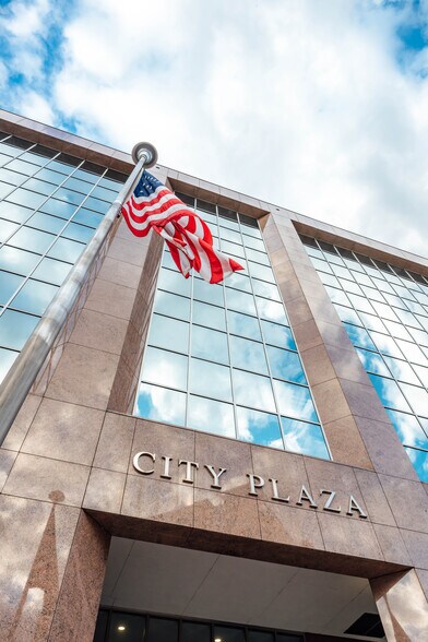 More Photos Of 445 North Blvd, Baton Rouge Office For Lease