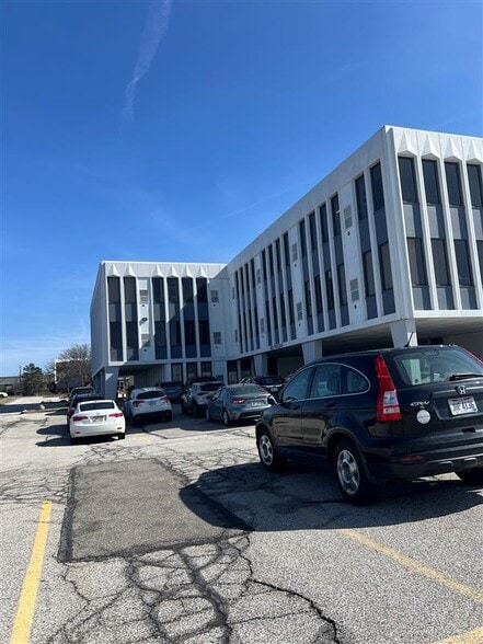 More Photos Of 23215 Commerce Park Rd, Beachwood Office For Lease