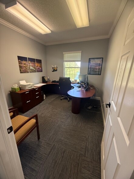 More Photos Of , Jacksonville Office For Sale