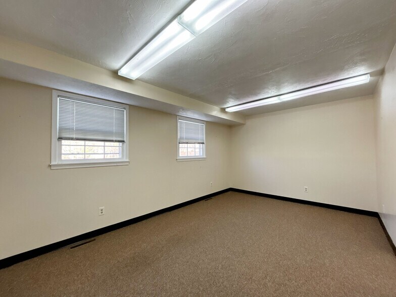 More Photos Of , Gaithersburg Office For Sale