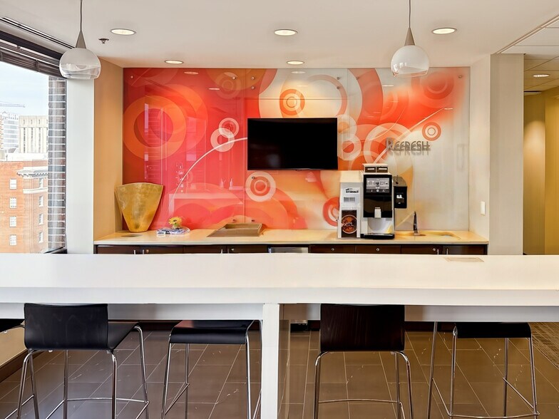 More Photos Of 421 fayetteville St, Raleigh Coworking Space