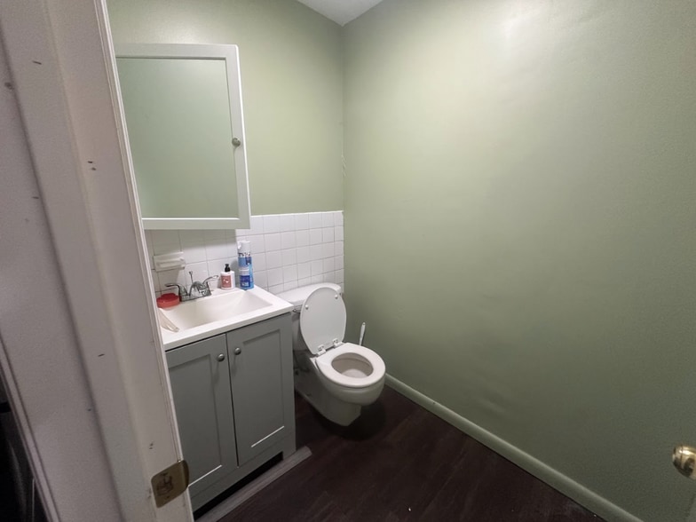 More Photos Of 2123 Frederick Douglass Blvd, New York Apartments For Lease