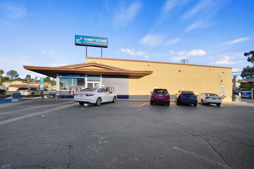 Primary Photo Of 2315-2325 Fletcher Pky, El Cajon Freestanding For Lease